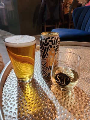 Sip Wine & Beer by null
