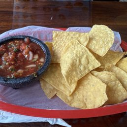 Chips & salsa
