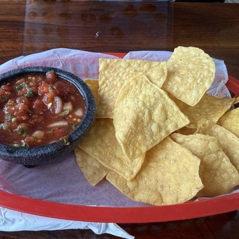 El Zarape - Chips & salsa - New Mexican Cuisine Near Me - Las Vegas, Nevada El Zarape - Chips & salsa - New Mexican Cuisine Near Me - Las Vegas, Nevada