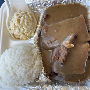 Kaleis Lunchbox - Roast pork and brown gravy. - Food Trucks Near Me - Pukalani, Hawaii