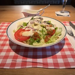 BLOCK HOUSE - Steak Salat!