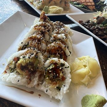 SanSai Japanese Grill - Soft Shell Crab Specialty Roll - Japanese Near Me - Hawthorne, California SanSai Japanese Grill - Soft Shell Crab Specialty Roll - Japanese Near Me - Hawthorne, California