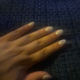 Simple pearly white nails but perfect