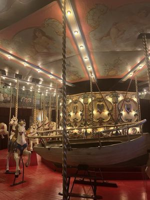 Les Pavillons de Bercy - Musée des Arts Forains by null