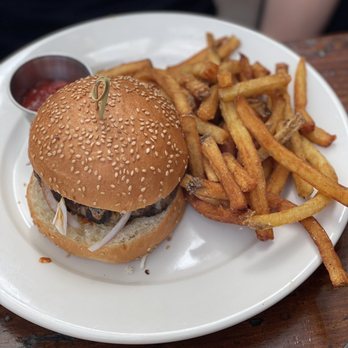 The Hutton - The Hutton Burger - New American Near Me - Jersey City, New Jersey