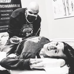 Piercing Room