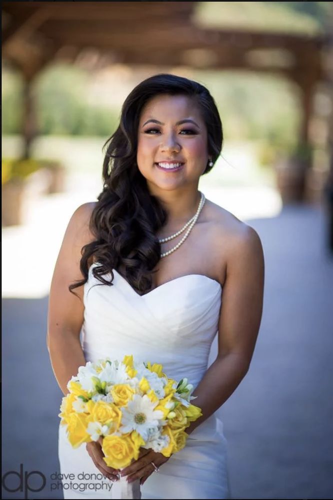 Quyen Artistry Beauty Studio Logo