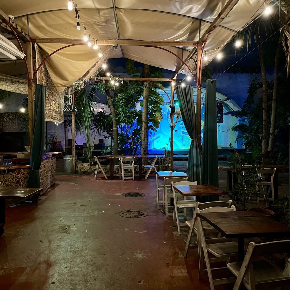 Naomi's Garden - Lounge area - Haitian Near Me - Miami, Florida Naomi's Garden - Lounge area - Haitian Near Me - Miami, Florida
