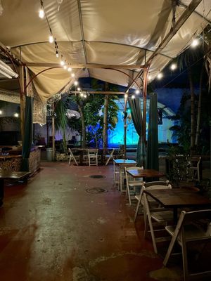 Naomi's Garden Restaurant & Lounge by null