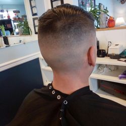 Blue Mountain Barbers - Straight razored high fade
