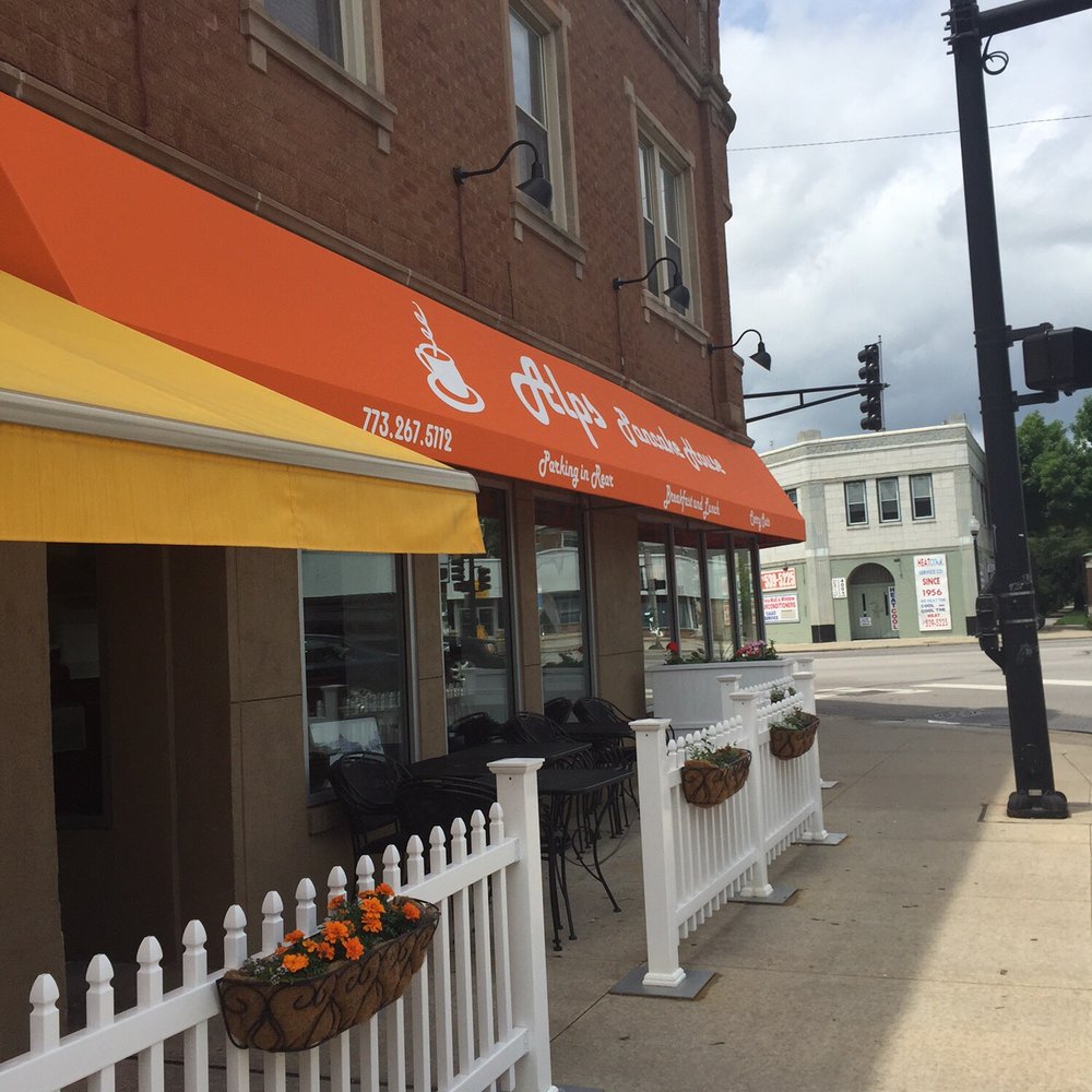 Alps Pancake House - Outdoor patio is always a plus! - Breakfast & Brunch Near Me - Chicago, Illinois Alps Pancake House - Outdoor patio is always a plus! - Breakfast & Brunch Near Me - Chicago, Illinois