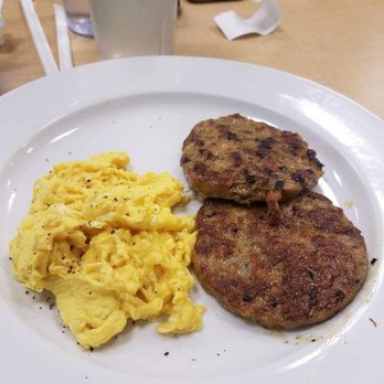 Peach's Restaurant - Chicken Sausage & Scrambled Eggs - American Near Me - Chicago, Illinois