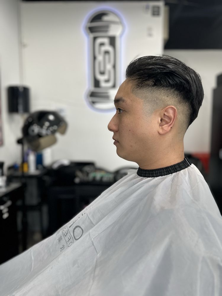 Binh's Barbershop Logo