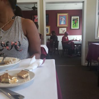 Southern Cafe - Too Short up in here all the way in the back - Soul Food Near Me - Oakland, California Southern Cafe - Too Short up in here all the way in the back - Soul Food Near Me - Oakland, California