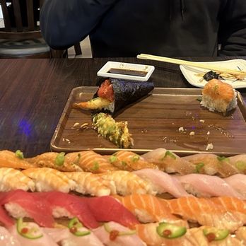 Show Sushi - Sushi Bars Near Me - San Dimas, California Show Sushi - Sushi Bars Near Me - San Dimas, California