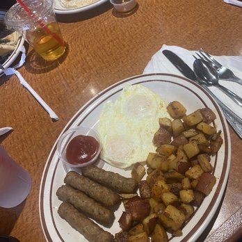Bella’s Diner - Egg & meat plate - Coffee & Tea Near Me - Bakersfield, California