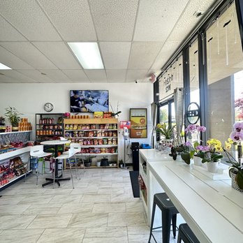 Banh Mi Fresh - Cozy and limited indoor sitting - Vietnamese Near Me - Happy Valley, Oregon Banh Mi Fresh - Cozy and limited indoor sitting - Vietnamese Near Me - Happy Valley, Oregon