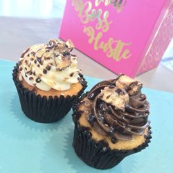 Oventreatz - TWIX Cupcakes