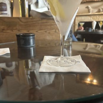 Dukes Bar - Martini - Coffee & Tea Near Me - London, XGL