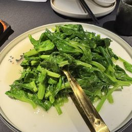 Sauteed pea sprouts Sauteed pea sprouts