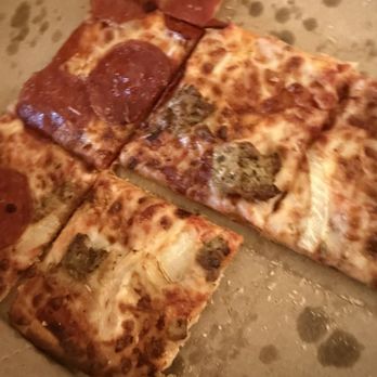 Domino's Pizza - Extremely cold pizza - Pizza Near Me - Fallbrook, California