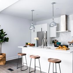Nunez Architects - Minimalist Kitchen
