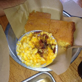 Q-BBQ - Macis w bacon and 'moist' cornbread! - Barbeque Near Me - La Grange, Illinois