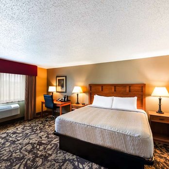 Best Western Derby Inn - King Suite - Hotels Near Me - Eagle River, Wisconsin