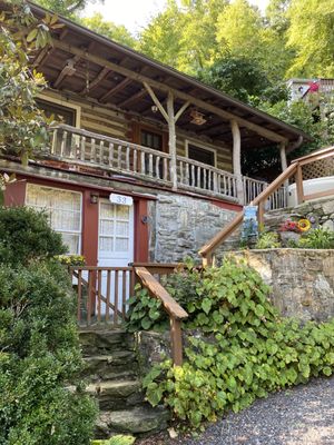 Asheville Log Cabin Rentals by null