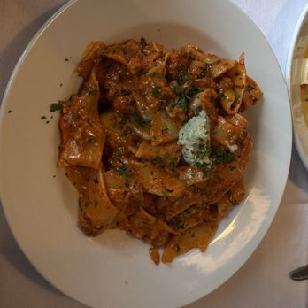 Makmak Eatery - Breakfast & Brunch Near Me - Cranston, Rhode Island