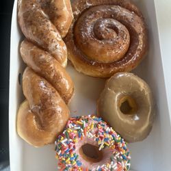 Donut Palace
