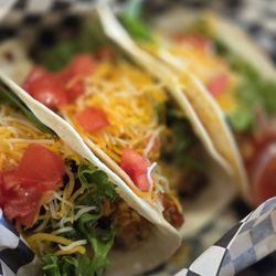 Pra_LEES - Salmon Tacos