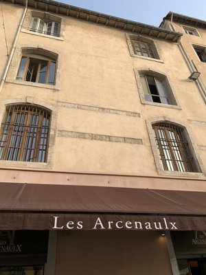 Restaurant Les Arcenaulx Marseille Vieux Port by null