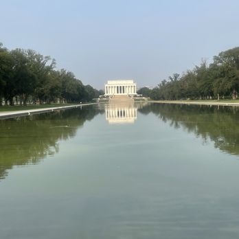 The Reflecting Pool - Landmarks & Historical Buildings Near Me - Washington, DC, District of Columbia The Reflecting Pool - Landmarks & Historical Buildings Near Me - Washington, DC, District of Columbia