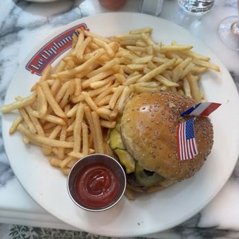 Le Diplomate - Burger American - Brasseries Near Me - Washington, DC, District of Columbia Le Diplomate - Burger American - Brasseries Near Me - Washington, DC, District of Columbia