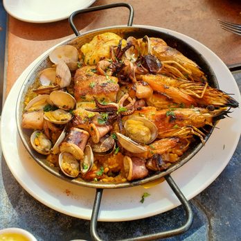Zuni Café - Paella de marisco - Italian Near Me - San Francisco, California Zuni Café - Paella de marisco - Italian Near Me - San Francisco, California