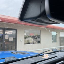 Kamay Y Convenience Store