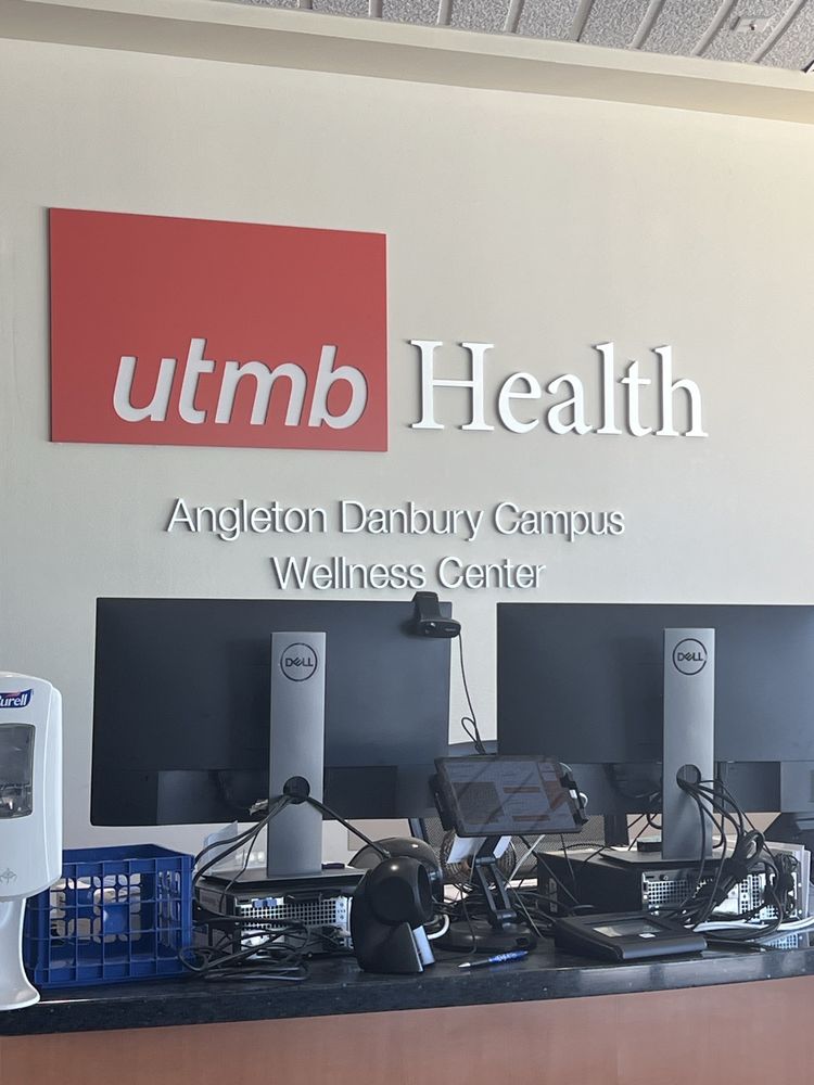 UTMB ANGLETON DANBURY CAMPUS Updated July 2025 10 Reviews 132 E