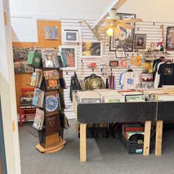 219 Elm - Shopping shopping