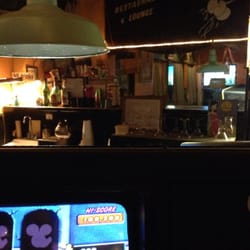 W T's Restaurant & Lounge
