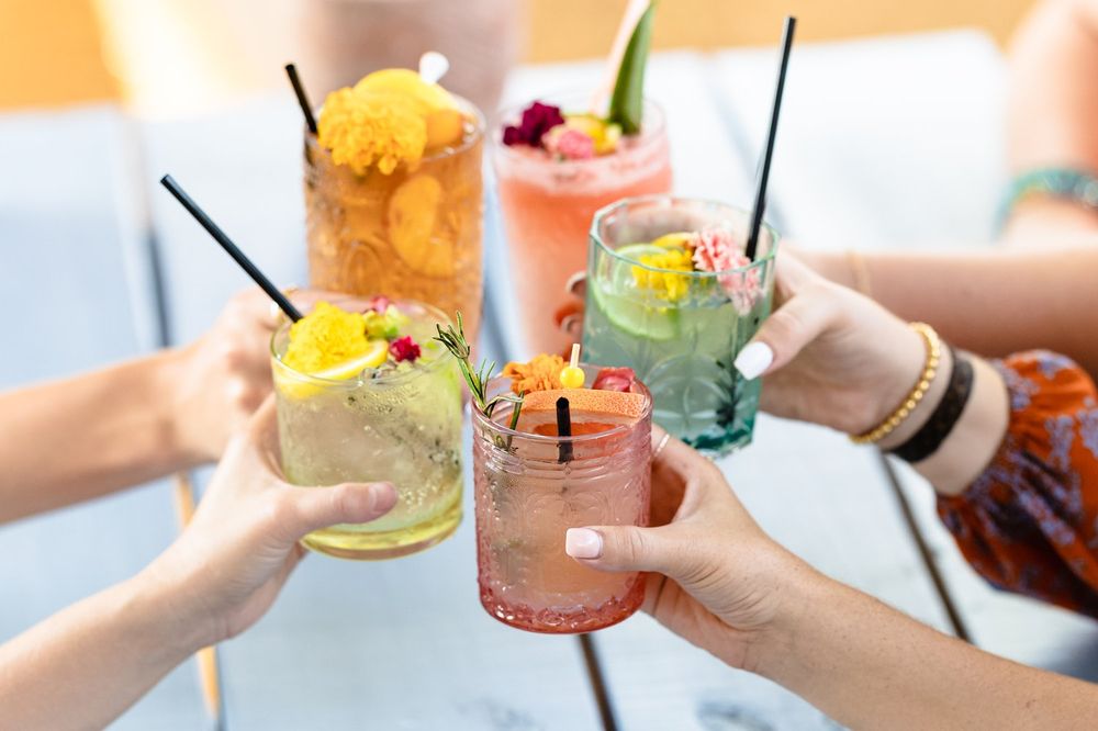 BIRDIE’S SOCIAL CLUB Updated November 2024 74 Photos & 62 Reviews