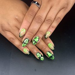 White Heaven Nail Spa - By Kim