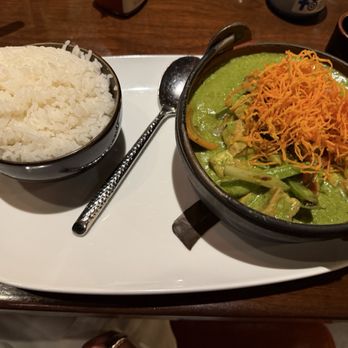 Malai Kitchen - Green curry with veggies - Thai Near Me - Dallas, Texas