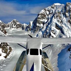 Alaska Bush Floatplane Service - Denali National Park Flight seeing Tour