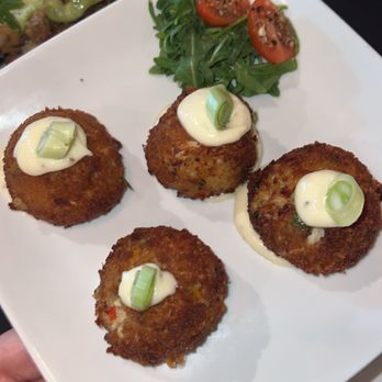 Vernon's Speakeasy - Crab cakes the best part - Steakhouses Near Me - Los Ranchos, New Mexico