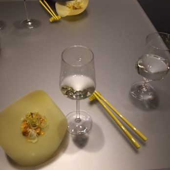 Alinea - New American Near Me - Chicago, Illinois