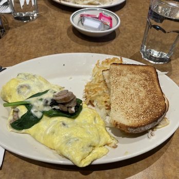 Village Square Cafe - Omelette - Breakfast & Brunch Near Me - Redmond, Washington Village Square Cafe - Omelette - Breakfast & Brunch Near Me - Redmond, Washington