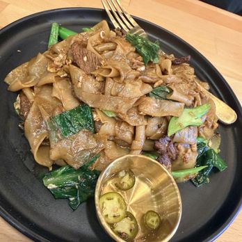 Manaao - Thai Near Me - Tustin, California