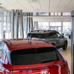 Patrick Hyundai - Patrick Hyundai Showroom Floor in Schaumburg, IL