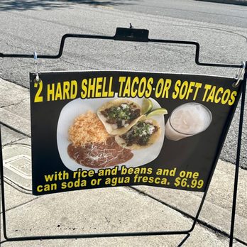 La Baja Tacos - Great Lunch special! I had shredded Chix & potato w/ Chz Crispy hard shell tacos - Mexican Near Me - La Puente, California